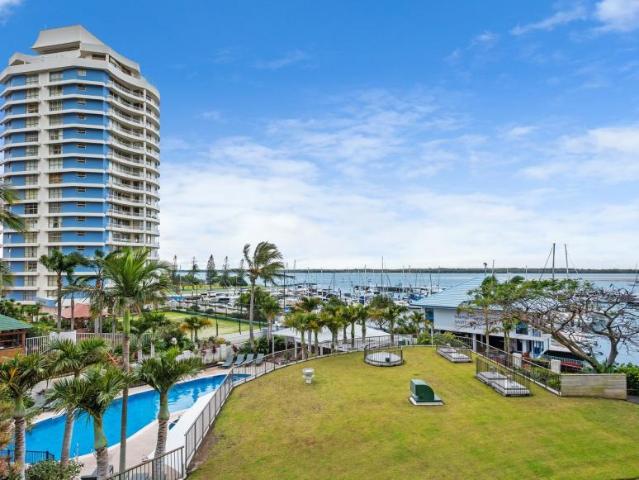 Apartment for sale in Runaway Bay, Gold Coast City