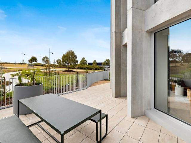 Apartment for sale in Safety Beach, Melbourne