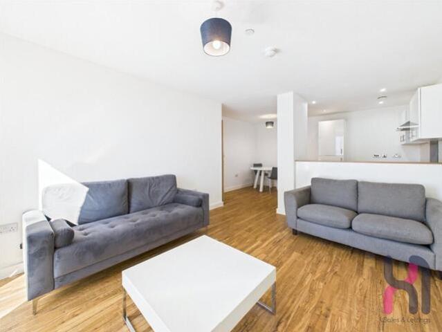 Apartment for sale in Salford Quays, Salford