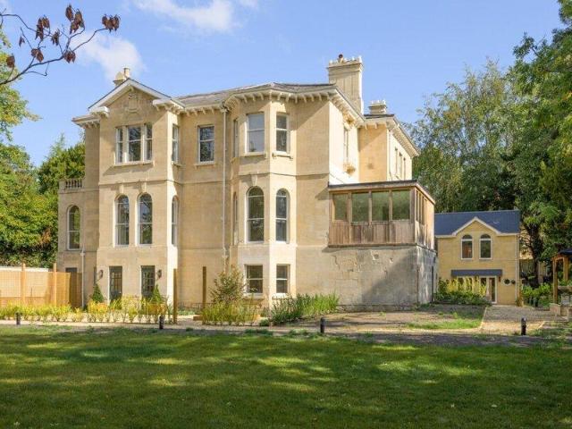 Apartment for sale in Somerset Court, Brent Knoll