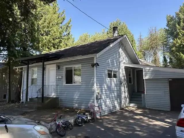 Apartment for rent in Port Mann, Surrey