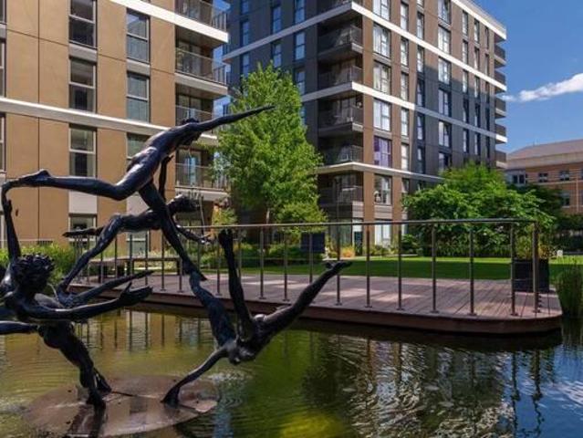 Apartment for sale in Birch Green, Lower Halliford
