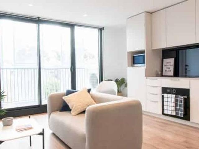 Room for rent in Camerons Creek, Victoria