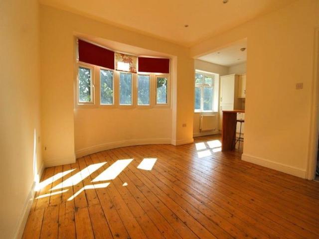 Apartment for rent in Heaton Moor, Greater Manchester
