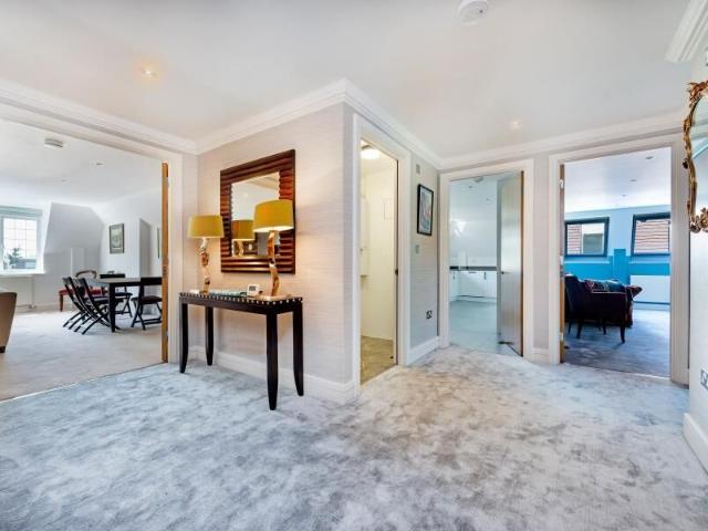 Apartment for rent in Hendon Central, Greater London