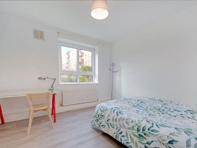 Apartment for rent in St. John's Wood, Isle Of Man