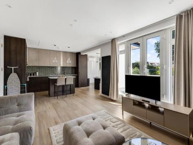 Apartment for rent in Golders Green, Greater London