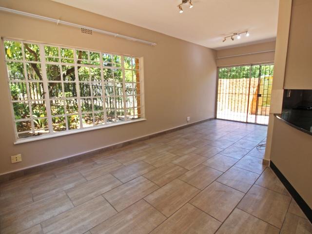 Apartment for rent in Kleve Hill Park, Randburg