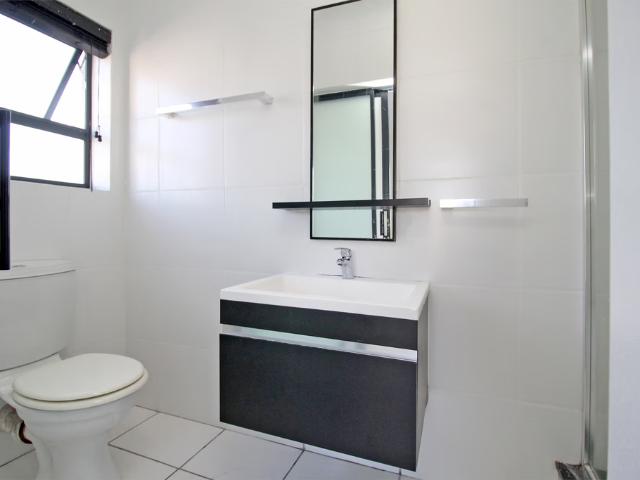 Apartment for rent in Greenstone Hill Office Park, Johannesburg