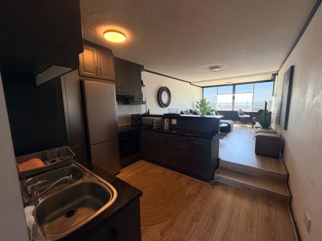 Apartment for rent in Humewood, Gqeberha (Port Elizabeth)