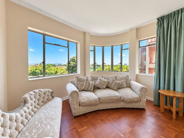 Apartment for rent in Cape Town Ward 113, City of Cape Town
