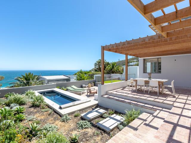 Apartment for rent in Llandudno, Cape Town