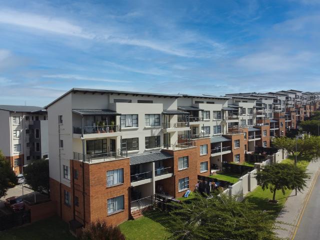 Apartment for rent in Oakdene, Vosloorus