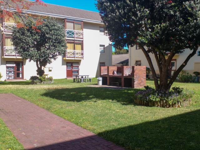 Apartment for rent in Pinelands, Cape Town