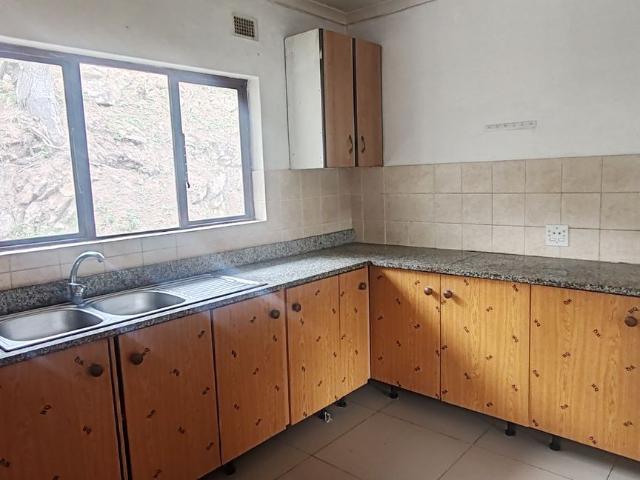 Apartment for rent in Chatsworth, Kwazulu-natal