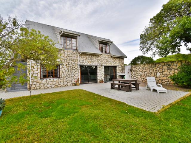 Apartment for rent in Agulhas, Western Cape