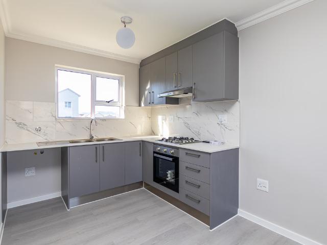 Apartment for rent in Parklands, Western Cape