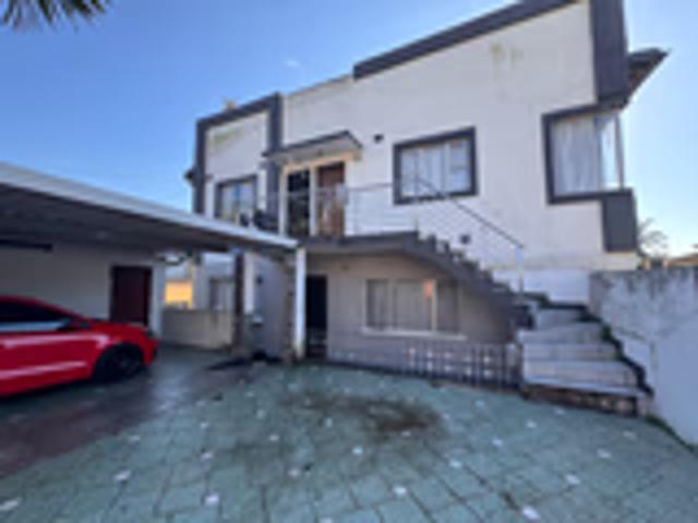 Apartment for rent in Seaview, Kwazulu-natal
