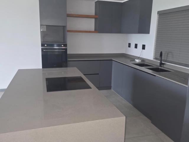 Apartment for rent in Umhlanga, Kwazulu-natal