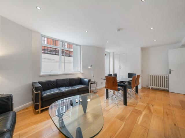 Apartment for rent in Marylebone, Greater London