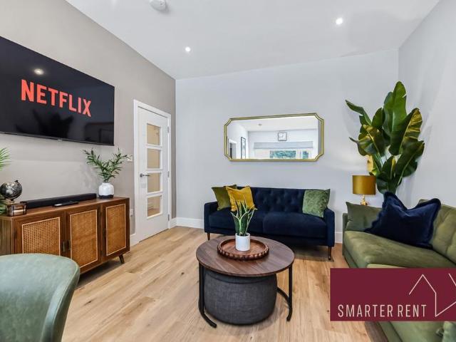 Apartment for rent in London Borough of Hounslow, Spring Grove