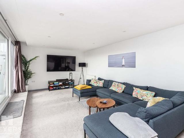 Apartment for rent in West Cliff, Bournemouth