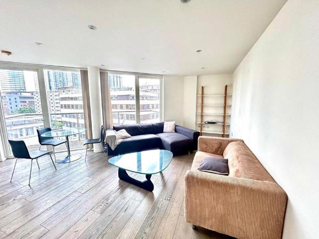 Apartment for rent in Angel, Greater London