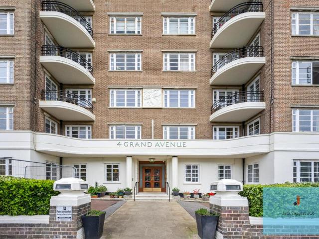 Flat for rent in Aldrington