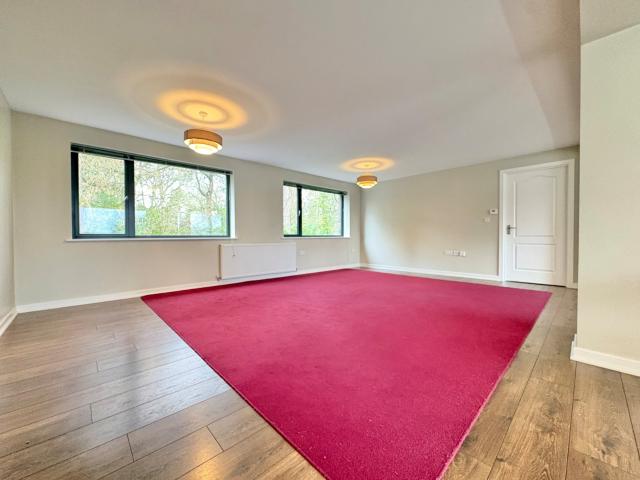 Apartment for rent in Weetwood, Isle Of Man