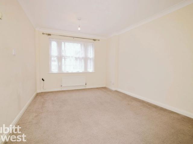 Apartment for rent in New Town, Horsham