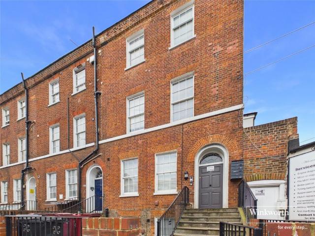 Flat for rent in Reading