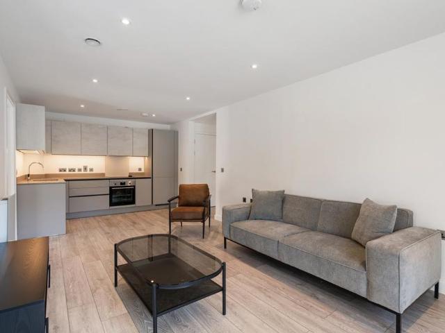 Apartment for rent in Slough