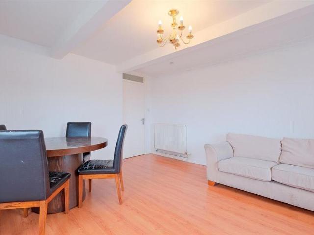 Apartment for rent in Drumoyne, Scotland