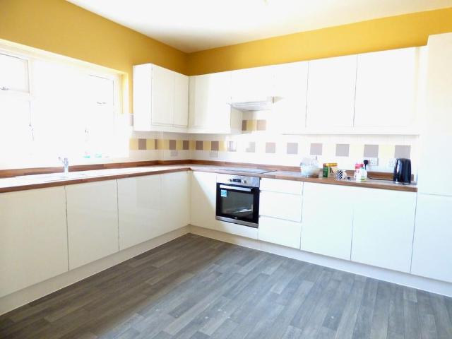 Apartment for rent in Priddy's Hard, Middlecroft
