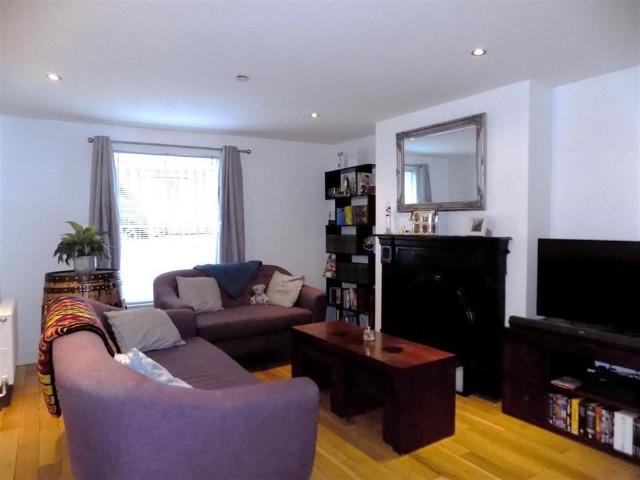 Apartment for rent in West Cliff, Acol