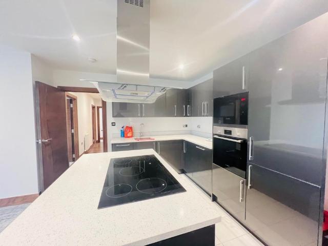 Flat for rent in London Borough of Croydon, Greater London