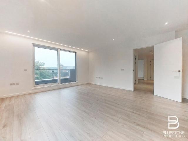 Apartment for rent in London Borough of Croydon, Purley