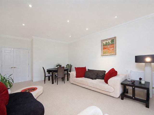 Flat for rent in Marylebone, Greater London