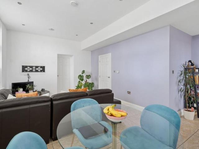 Apartment for rent in Bushey, Hertsmere