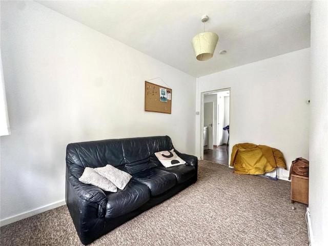 Apartment for rent in Putney Vale, Greater London