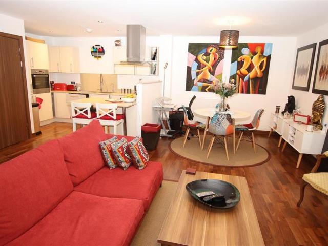 Apartment for rent in Monks Orchard, Kent