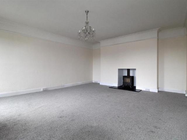 Apartment for rent in Strode, Devon