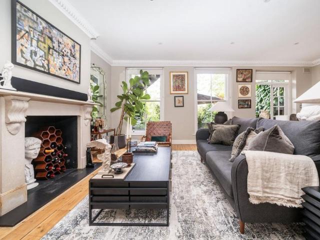 Apartment for rent in Maida Vale, Greater London