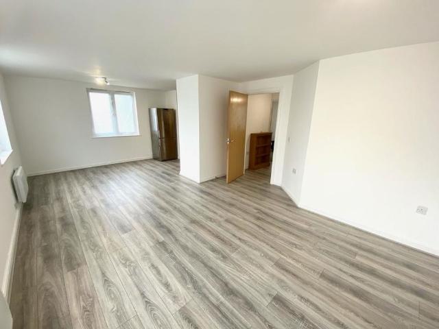 Apartment for rent in City Centre, Falcon Lodge