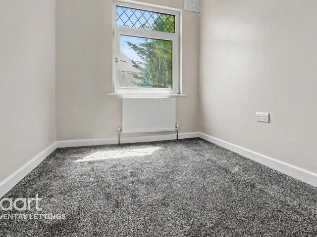 Flat for rent in Coundon, West Midlands