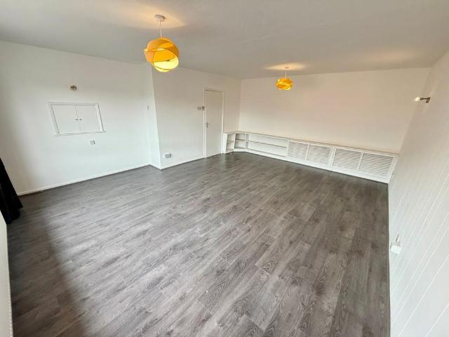 Apartment for rent in Elmfield, Leicestershire