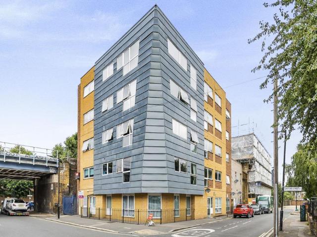 Flat for rent in Walworth, Greater London