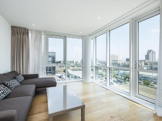 Flat for rent in Bromley-by-Bow, Poplar Grove