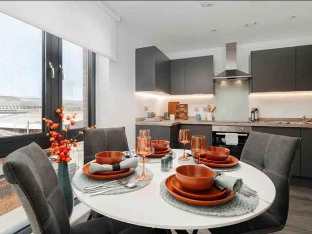 Flat for rent in Calderstones