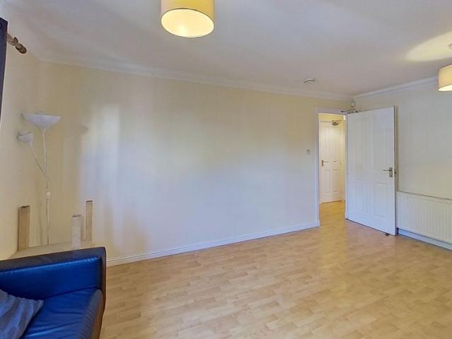 Apartment for rent in Hillside, Leith